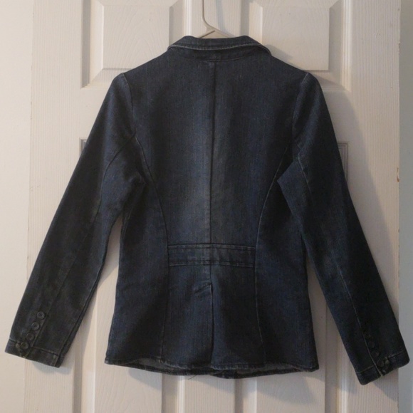 Hillard & Hanson - Picture 5 of 13